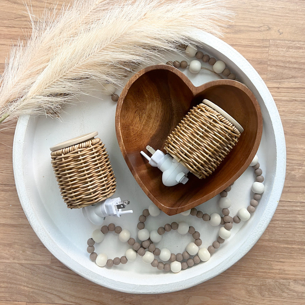 PLUGGABLE AROMA WARMER